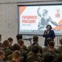Подвиг героев живет в веках!